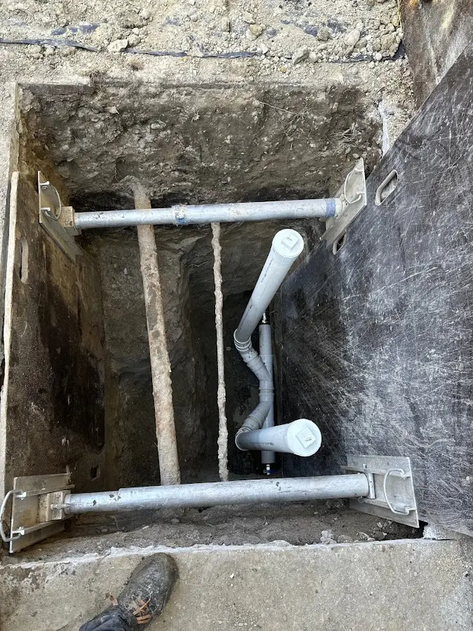 Experienced plumber completing Gas Line Repair work in Highland Park
